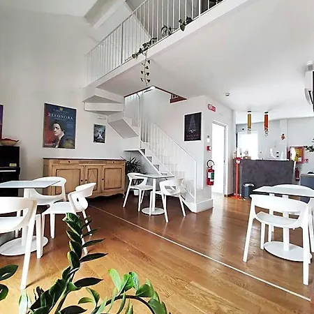 Hostel Tric Trac Νάπολη