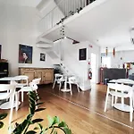 Tric Trac Hostel Νάπολη