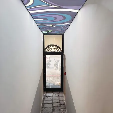 Tric Trac Hostel *